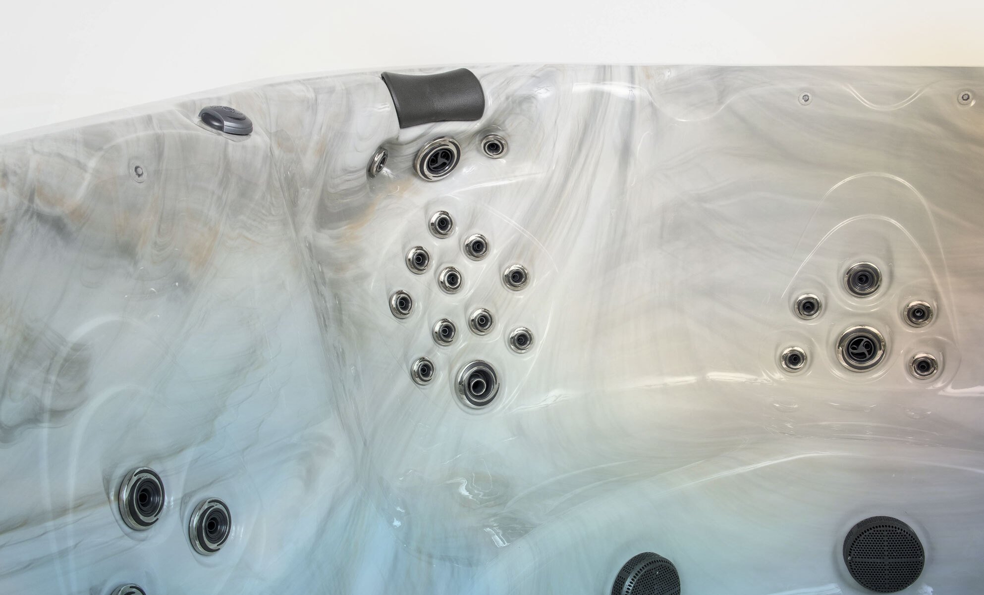 Balance 7 Hot Tub Model from Clarity Spas