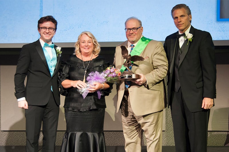 Master Spas CEO receives the Junior Achievement Bel Award